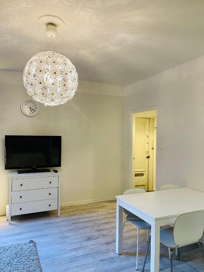Apartament Upea Yksioe Aivan Helsingin Keskustasta Helsinki Zewnętrze zdjęcie